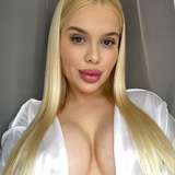 vikki_astor from onlyfans